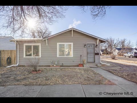 Home For Sale - 501 E 9Th St, Cheyenne, WY 82007