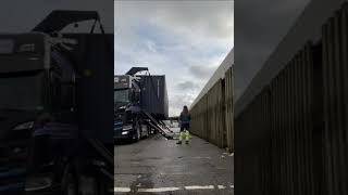 #girlpower #myjob #scania #hammar #sideloader #truckergirl