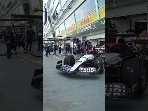 Scuderia AlphaTauri Team Pit Stop | 2023 Singapore Grand Prix | #f1singapore