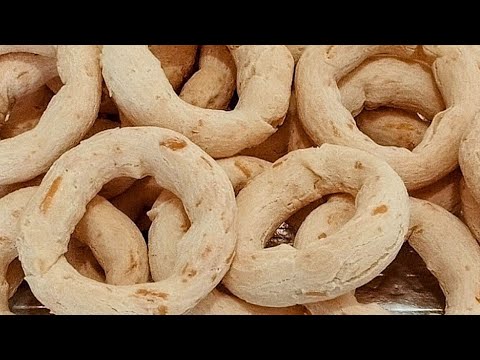 WITH ONLY 2 EGGS! SUPER EASY TAPIOCA BISCUITS! GLUTEN FREE!