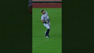 Juan Soto THROWS OUT Dubón In The CLUTCH 😤 #shorts