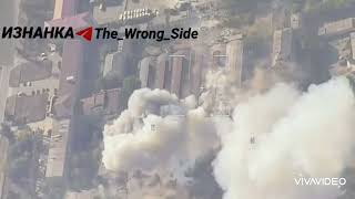 🇷🇺💥🇺🇦The footage shows the arrival of two FAB-500 bombs from the UMPK at the #Novokramatorsk