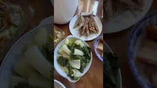 Showing dinners: Sesame Chicken, Veggies, Salt & Pepper Fish, and some leftover foods