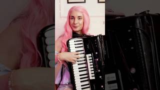 Škoda lásky also known as "Beer Barrel Polka" #polka #accordion