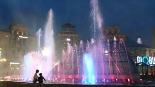 ФОНТАН Майдан Незалежності Київ - Бумбокс і Джамала "Злива"