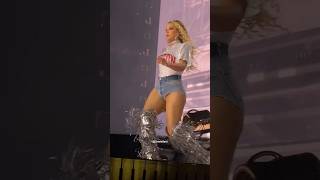 WALK BEY! Beyonce New opening outfit (Live in Houston Night 2) Cowboy Carter Tour #beyonce #queenb