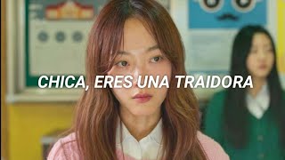 "Chica, eres una traidora" || Yo? yo me creo la villana con está canción 😾