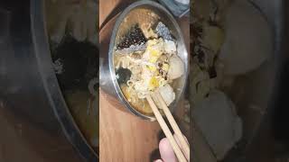 排骨雞麵+虱目魚丸+米血+蛋+辣