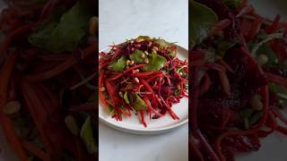 Beetroot Salad 🥕🌱✨🙌🏻 #beetroot #carrot #salad #healthy #recipe #yummy #fresh
