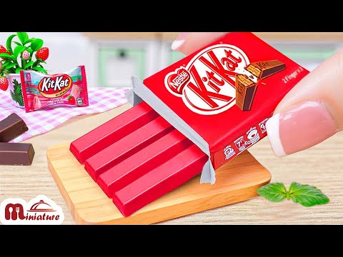 Making Miniature Kitkat Fudge Square Cake In My Mini Kitchen | ASMR Cooking Mini Food