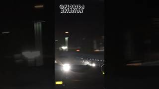 Boeing 757 Night Landing at World’s Busiest Airport | 4K Plane Spotting