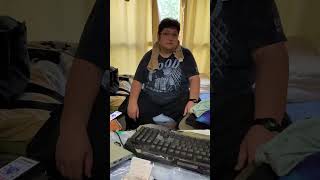 I might lose weight from 135kg to 130kg... Shimochan complains about the heat