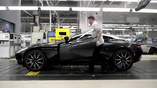 UK car sales slump; makers warn on Brexit costs