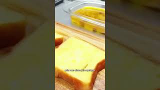 Sandwich au fromage grillé ! Doré, fondant et parfaitement dessiné 🧀💛