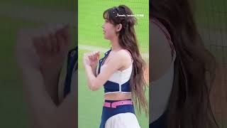 李珠珢氣質32撞超仙！ 絕美角度根本天使下凡 #啦啦隊 #Shorts