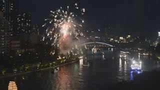 大阪に夏本番、天神祭 船渡御と花火でフィナーレ