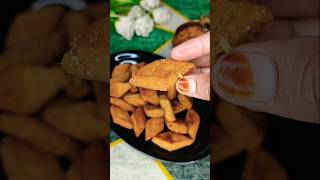 Crispy Shakarpala Recipe ❤️❤️ #khurmi #khurma #khastarecipe #gowshiajhatpatrecipe #shorts #khasta