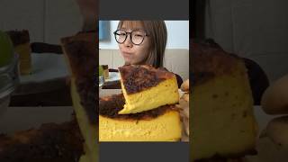 A delicious cheesecake that you can easily eat in one sitting in the morning