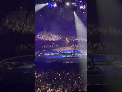 Ed sheeran in Detroit with special guest Eminem #edsheeran #eminem #tour #music Lose yourself