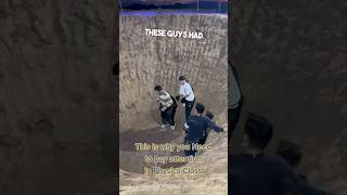 They were stuck in a giant hole 😱