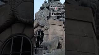 Charles bridge📍 #prague #praha #praguelife #charlesbridge #statue #shorts #europe #praguedays