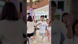 他们太过分了，还好姑姑帮一凡教训了他