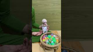 Adorable baby monkey #monkeylove #monkeybaby #adorable #adorablemonkey #babyanimal #monkeysmart