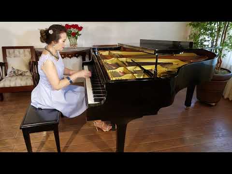 Me ! - (Taylor Swift). Piano covered and played by Lisa Park.