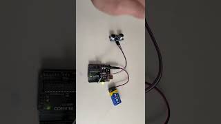 Arduino UNO sensor ultrasonico