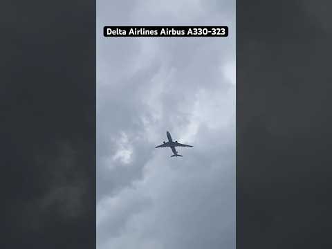 Delta Airlines Airbus A330-323 take off at John F. Kennedy Airport #deltaairlines #airbus #aviation