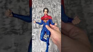 SUPERGIRL REVIEW 🦸‍♀️💀 #supergirl #theflash #dceu #dc #superman #hottoys #toys #actionfigures