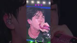 OMG😍💜#bts #jin #kimseokjin #wwh #wwh_jin #btsshorts #btswhatsappstatus #btsshort