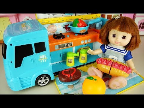 Baby Doli food truck kitchen and cooking hotdog