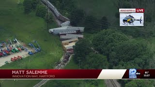 Train derailment blocks Hartford intersection