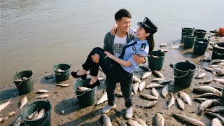 [Multi SUB] （全集）小伙钓鱼意外绑定兼职系统，靠系统获得丰厚奖励的同时，还帮助美女警花老婆找到破案线索，被美女老婆宠上天#最火短剧推荐 #短剧全集 #精彩大陆短剧