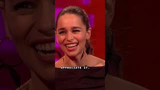 #EmiliaClarke got heckled by festive drunks 🥴🎄 #TheGrahamNortonShow #GrahamNorton