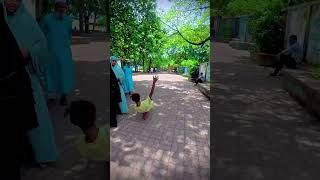 Stunt skating don’t miss the end #skating #stunts