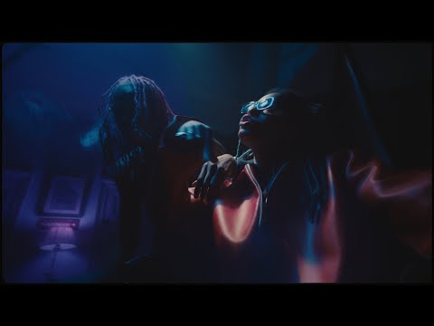 Lala &ce (ft. Lancey Foux) - Holy
