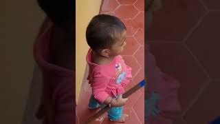 trying to help mom #mom #helping #helpingothers #helpinghands #mommy #sister #love #loveislife