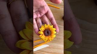Polymer clay sunflower 🌻 #subscribe #claycraft #diy #handmade comment for full tutorial 📥