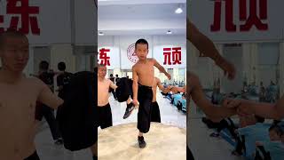 校园武术，让习武改变人生！让习武改变人生 记录校园生活 学武术一年多少学费 招生