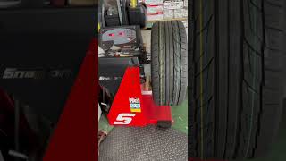 葛城市　245/45R18 タイヤ交換　ホイールバランス調整✨#shorts#車