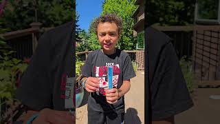Best ways to eat an otter pop