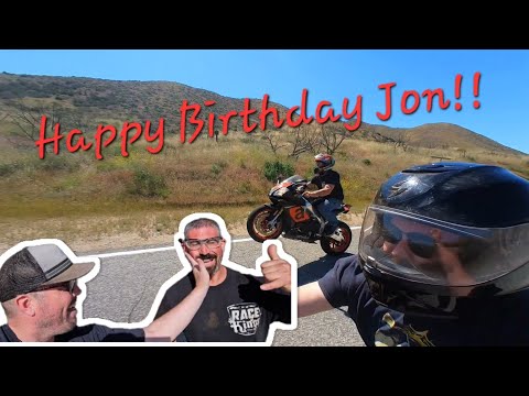 Quick Angeles Crest ride up to Mt. Wilson! Harley vs. Aprilia!