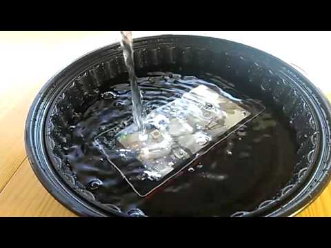 LG Optimus GJ 防水測試01