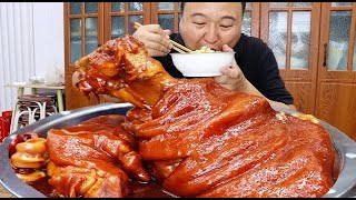 网友想看肘子拌饭，阿强炖个4.5斤的肘子，大口干肉，太过瘾啦【cram阿强】