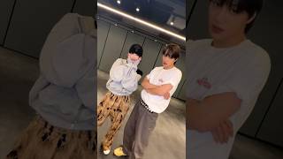 Dancing king & queen Wait On Me 🐻🍑#KAI #카이 #EXO #엑소 #weareoneEXO #MOMO #모모 #TWICE #트와이스 #WaitOnMe