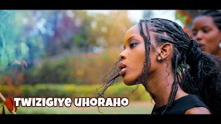 Denys - TWIZIGIYE UHORAHO ft Chorale St Paul Kicukiro
