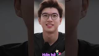 Dáng mặt như Hiếu Thứ 2 đeo mẫu kính nào ? #cachchonkinh #thoitrang #hieuthuhai #shorts