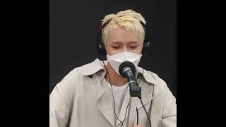 hyunsuk singing "counting stars" by be'o😭 #treasure